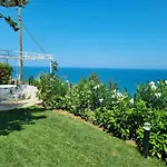 Holiday home Carezza Del Mare Torino di Sangro